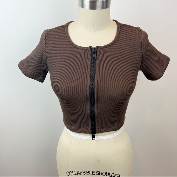 WHITE FOX Where Are You Now Crop Chocolate NWT - Picture 3 of 7